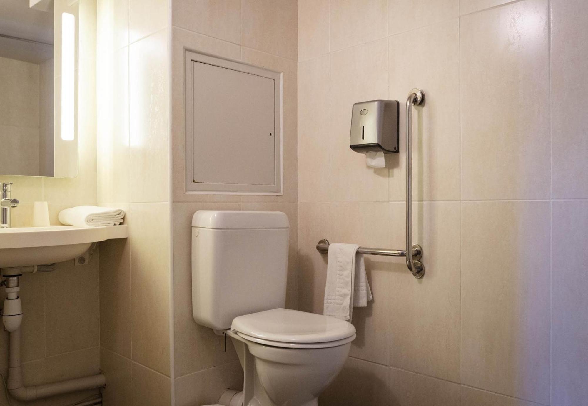 לה פונטה B&B Hotel Avignon 1 מראה חיצוני תמונה
